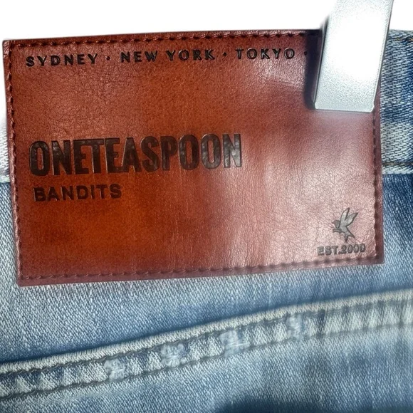 One Teaspoon Bandits Distressed Denim Shorts Sz 31 Slouchy Cutoff Jean Shorts - Picture 7 of 11